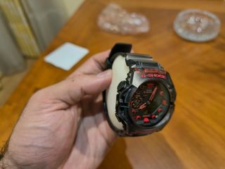 Reloj Casio G-Shock 5690 Negro/Rojo