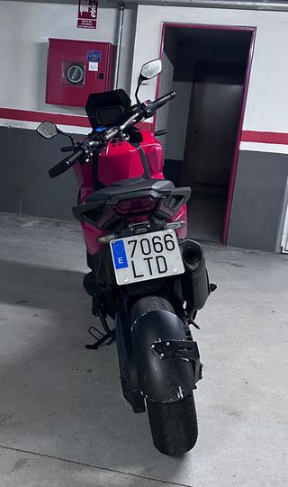 HONDA X-ADV 750