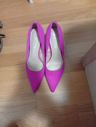 Zapatos de tacón fucsia