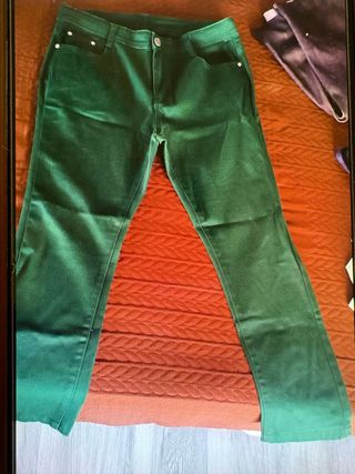 Pantalón vaquero verde botella