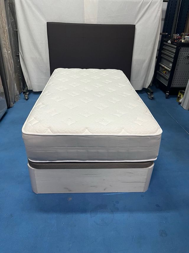 Letto pieghevole e materasso in memory foam 105x190