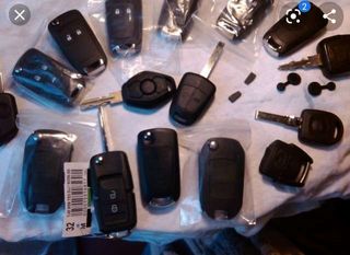 Llaves de Coche Mando a Distancia y (reparación)