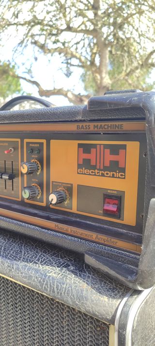 Amplificador HH Electronic Bass Machine