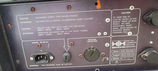 Amplificador HH Electronic Bass Machine