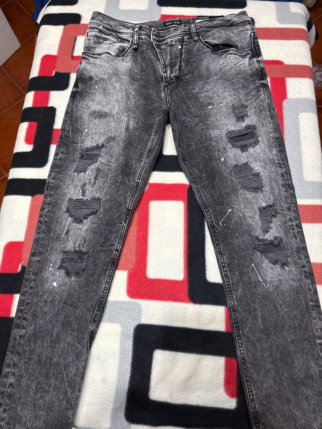 Vaqueros Antony Morato grises desgastados