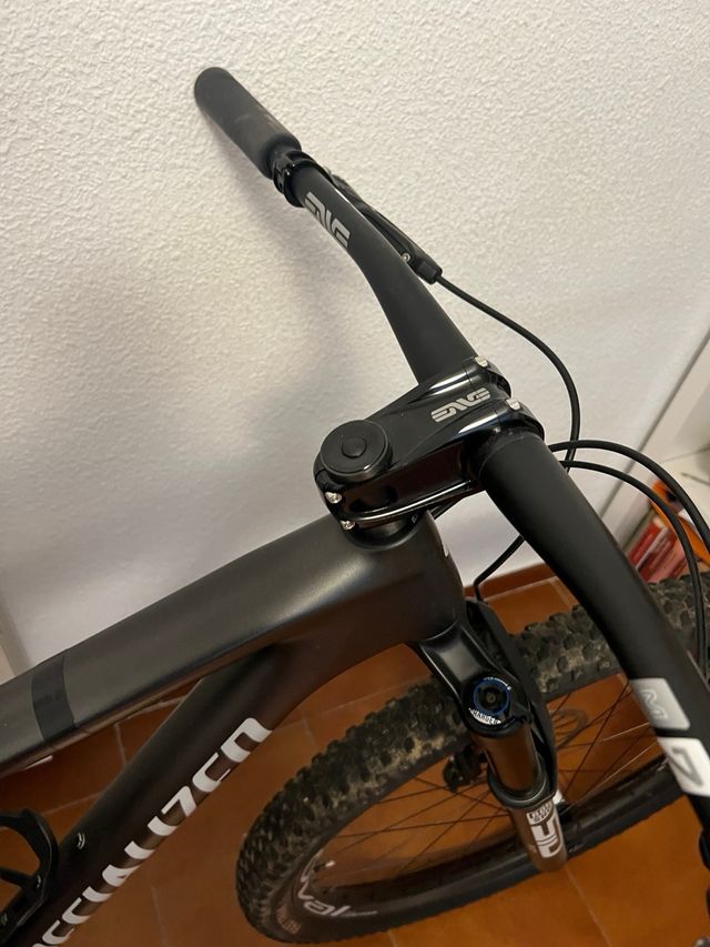 Specialized Epic Evo Expert 2022