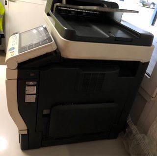 Impresora Konica Minolta bizhub C3350