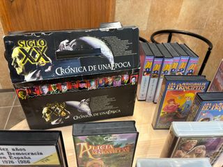 Reproductor VHS ITT Nokia + Lote Cintas