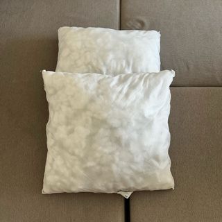 4 Cojines Ikea (2 pluma, 2 sintéticos)