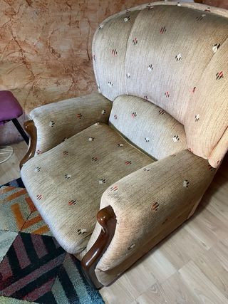Sofá 3 plazas y sillón tela y madera