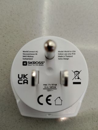 Adaptador Enchufe SKROSS USA