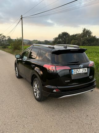 Toyota RAV4 2017
