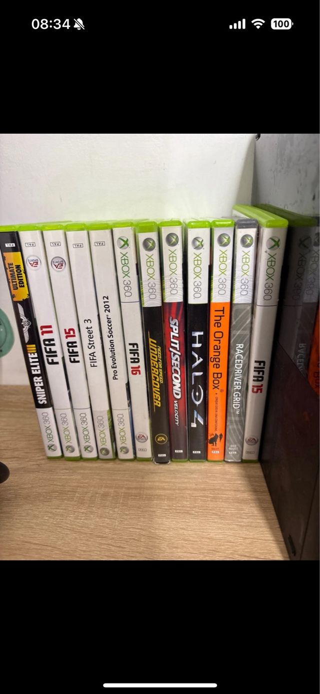 Xbox 360 con 15 giochi e controller