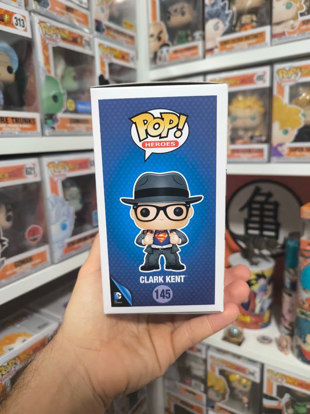 Funko Pop! Clark Kent 145 DC Comics