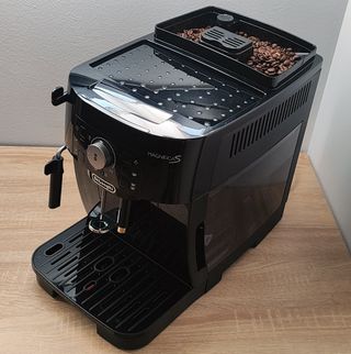 Cafetera Superautomatica De'Longhi Magnifica S