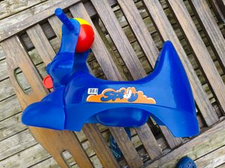 Vasino bimbi blu con pallina gialla