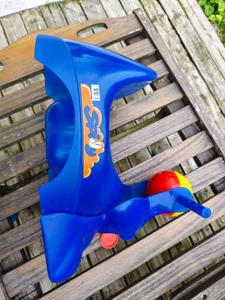 Vasino bimbi blu con pallina gialla