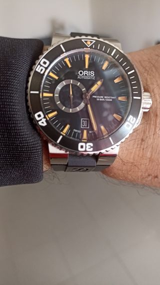 Oris Aquis Small Second Reloj Automático no envío 