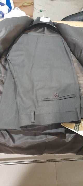 Se vende conjunto de traje