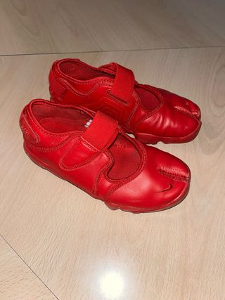 Nike Air Rift Rojas Talla 36.5 