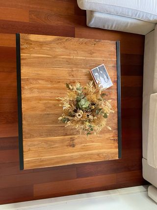 Mesa baja madera y hierro negro