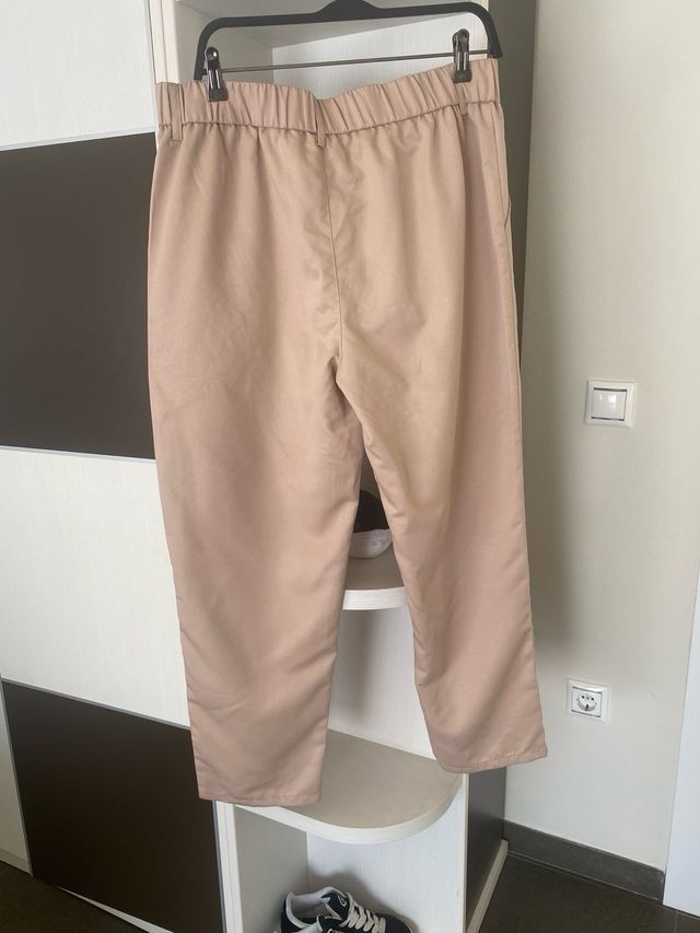 2 Pantalones Hombre Beige y caqui XL Nuevos