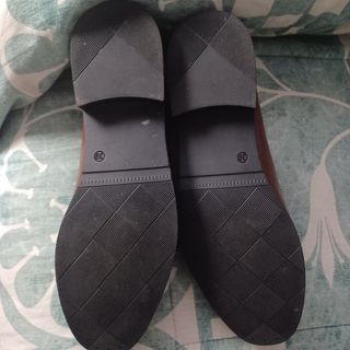 Zapatos marrones talla 39