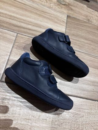 Scarpe Primigi blu tg. 24