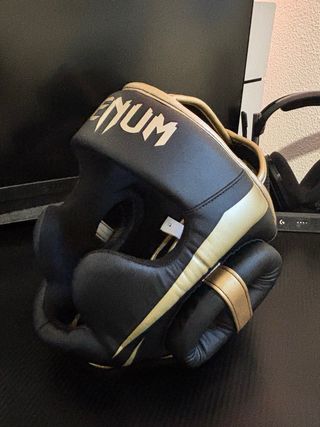 Casco Boxeo VENUM CHALLENGER Negro/Dorado