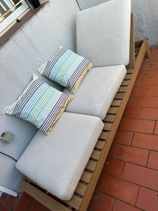 Lettino da esterno in legno