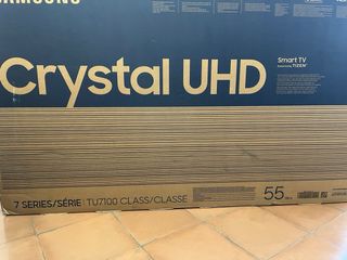 Samsung Crystal UHD 55 Smart TV