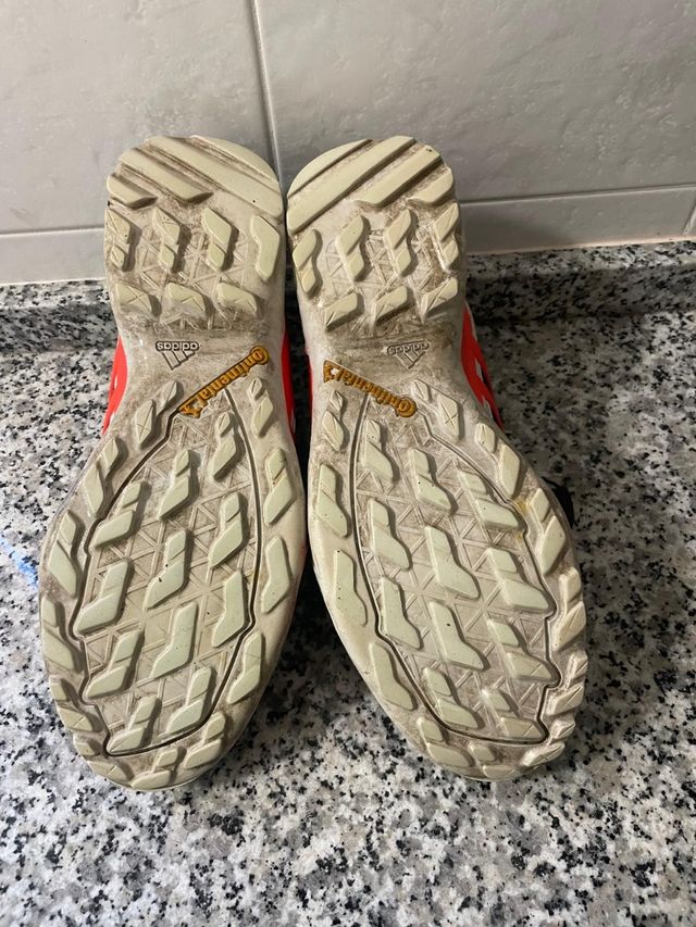 Zapatillas Adidas Terrex Swift R2 GTX Negras Naran