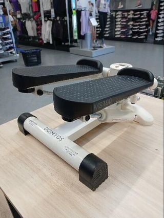 stepper 100