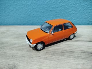 Renault 5 gtl (1:24)