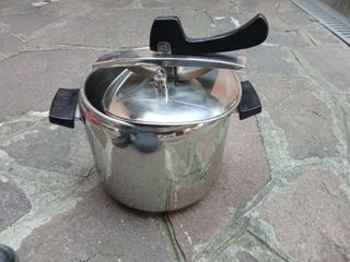Pentola a Pressione Acciaio Inox