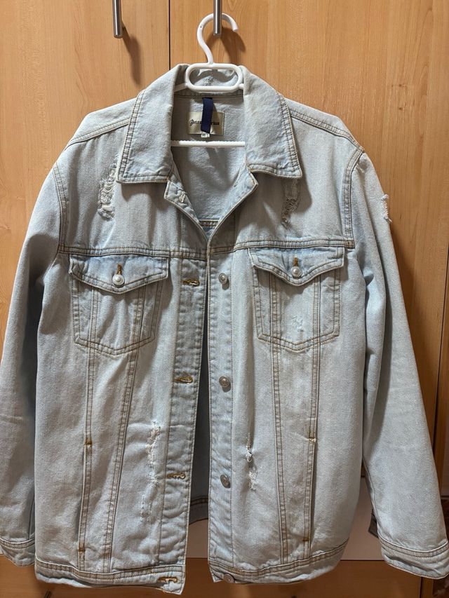 Giacca in denim Stradivarius