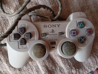 Lote 10,juegos PlayStation 2 (PS2)y accesorios