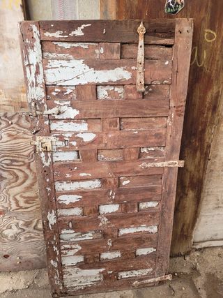 Puerta antigua de madera