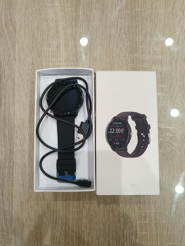 Smartwatch Negro con Cargador