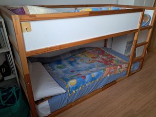 Litera Kura Ikea Reversible