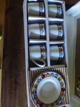 Juego de café de porcelana con diseño