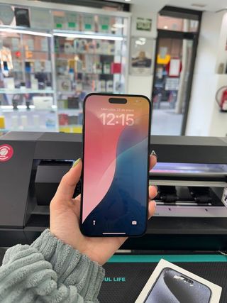 iPhone 15 Pro Max 256GB semi nuevo