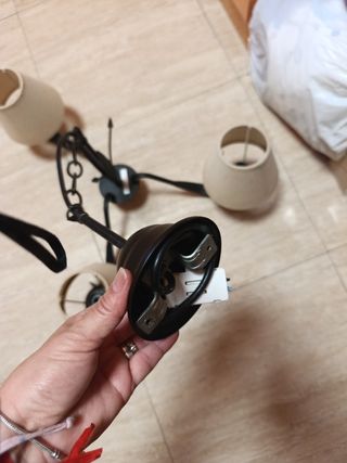 Lámpara de techo 3 luces beige y negra