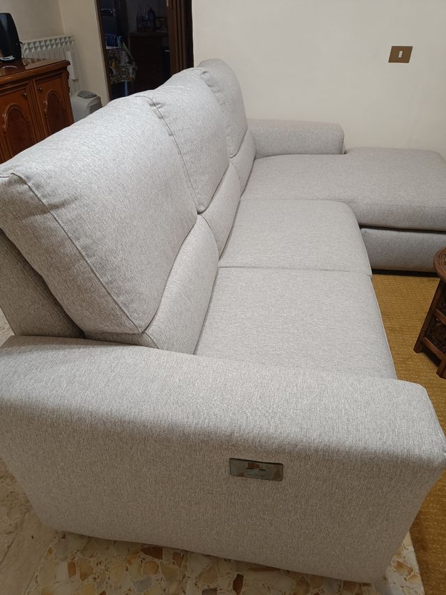 Divano angolare in tessuto beige/grigio