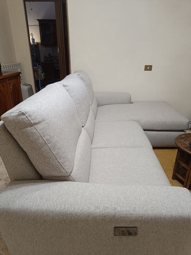 Divano angolare in tessuto beige/grigio