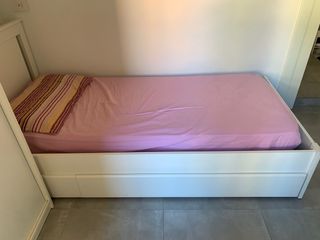 Letto singolo Ikea con cassetti