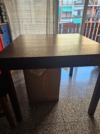 Solo en persona!! Mesa extensible madera oscura IK
