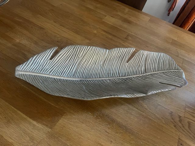 4 Adornos de acero para mesa.  2 portavelas+2 Bols