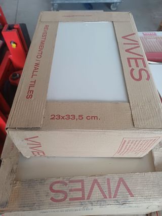 STOCK BALDOSAS Y AZULEJOS A 5€ METRO 