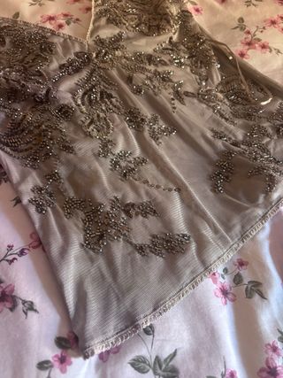Top Zara bordado plata y beige